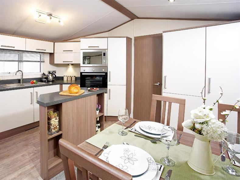 Family Breaks At Rockley Park With Prosecco And A Box Of Chocolates On Arrival Βίλα Poole Εξωτερικό φωτογραφία